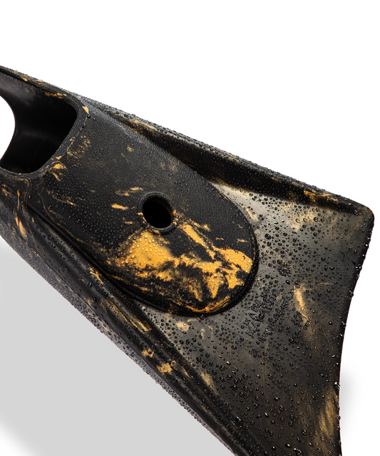 90th-anniversary-churchill-swimfins-k1 7_CHURCHILL_PRODPIC_ZOOM7.webp